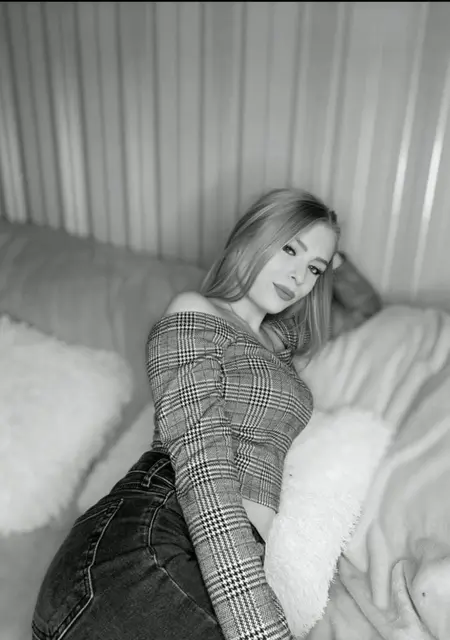 Виктория из Борисполя, мне 24, познакомлюсь для совместных путешествий