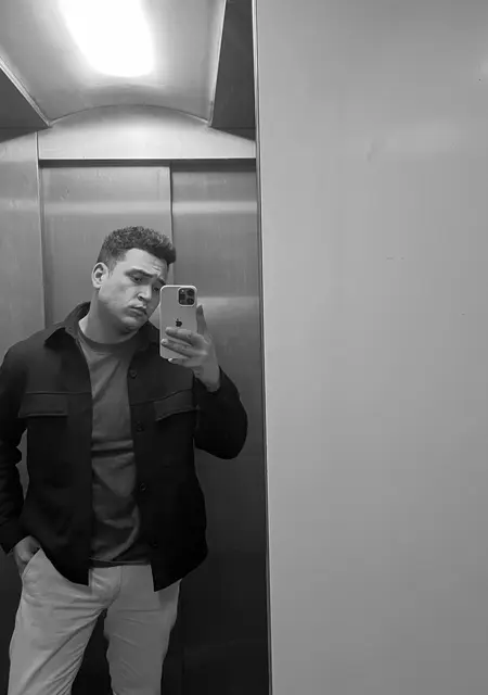 Antonio de Valencia, busco en el sitio lío de una noche