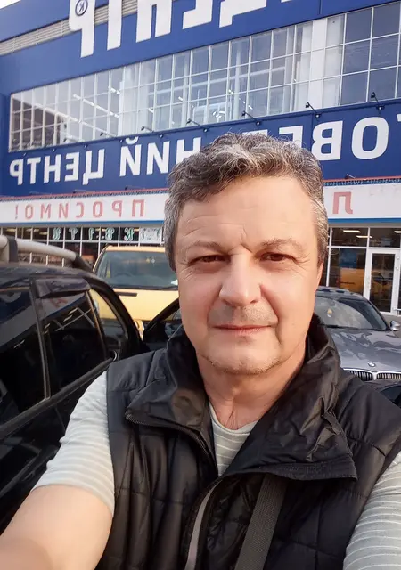 Я Igor, 64 років з Києва, шукаю знайомства на одну ніч
