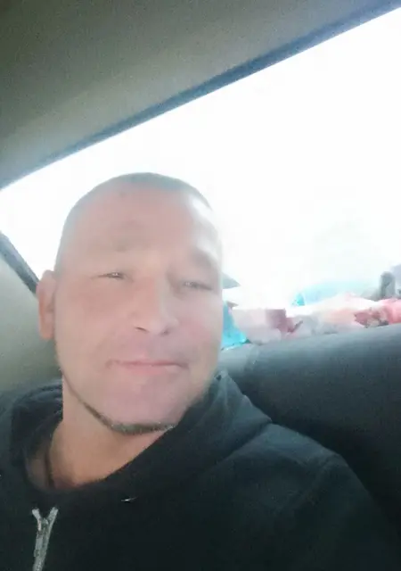 Андрей из Донецка, ищу на сайте открытые отношения