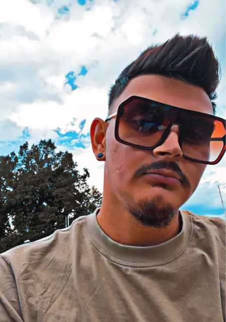 Я Mihai, 27, знакомлюсь без обязательств в Бухаресте