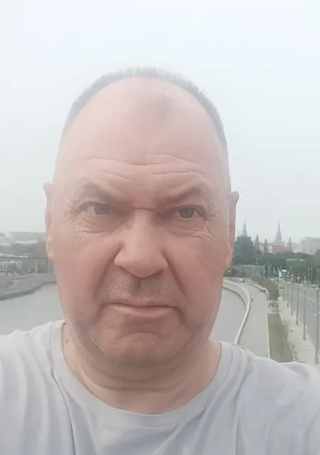 Виталий из Бреста, ищу на сайте знакомства на одну ночь