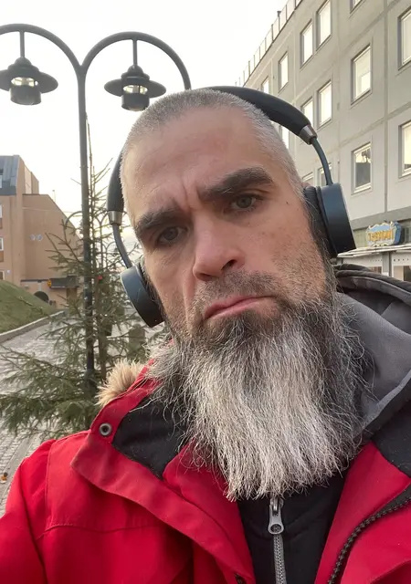 Dockan из Хернёсанд, мне 44, познакомлюсь для вирта