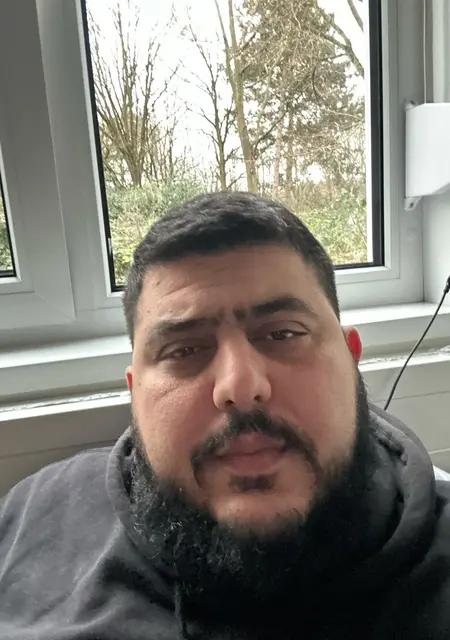 Я Фамиль, 36, знакомлюсь без обязательств в Дюссельдорфе