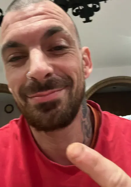 Я Walter, 34, из Барселоны, ищу знакомство для общения