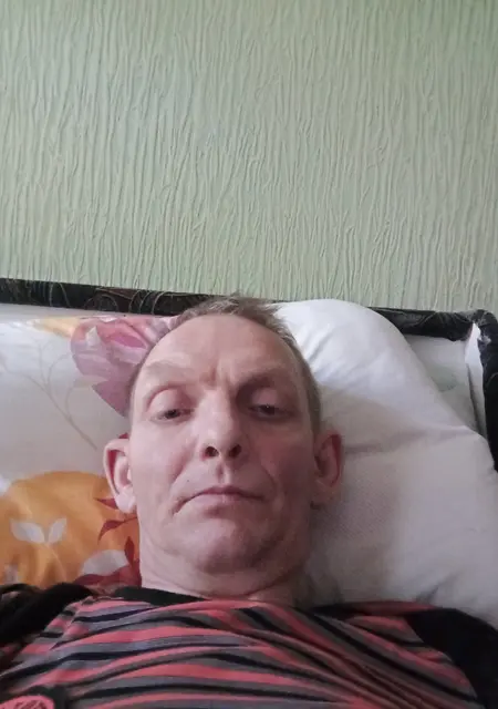 Я Виталий, 47 років з Сум, шукаю знайомства на одну ніч