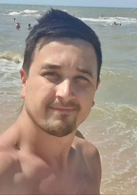 Я Сергей, 27, из Стаханова, ищу знакомство для приятного времяпровождения