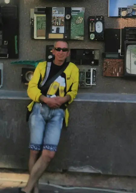 Я Михаил, 56, знакомлюсь без обязательств в Киеве