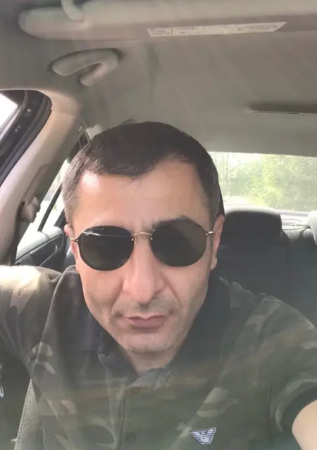 Я Arkad, 48, из Тбилиси, ищу знакомство для совместных путешествий