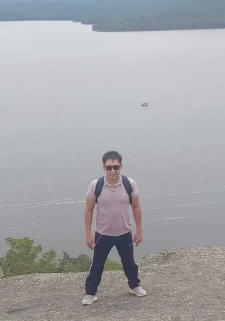 Я Алмаз, 37, знакомлюсь без обязательств в Костанае