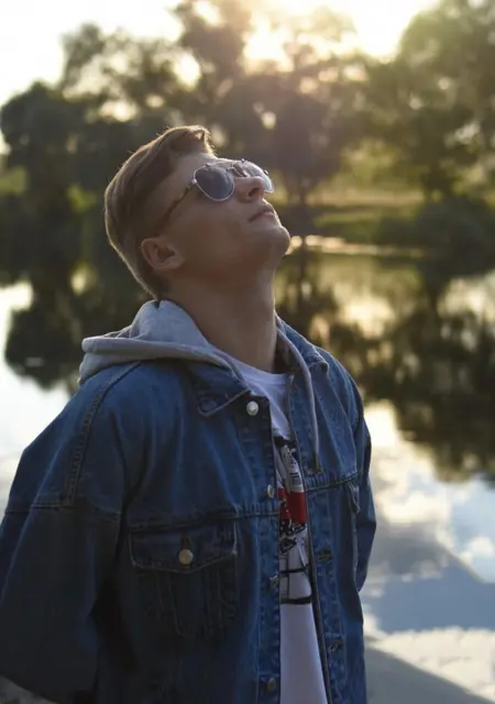 Илья из Харькова, мне 24, познакомлюсь для постоянных отношений