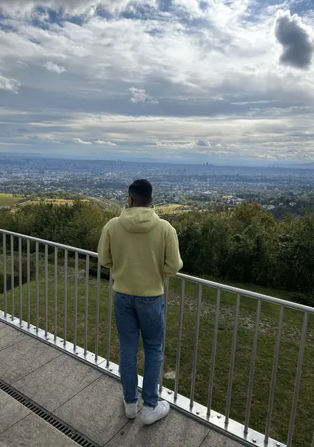 Nour из Ганновера, мне 22, познакомлюсь для открытые отношения