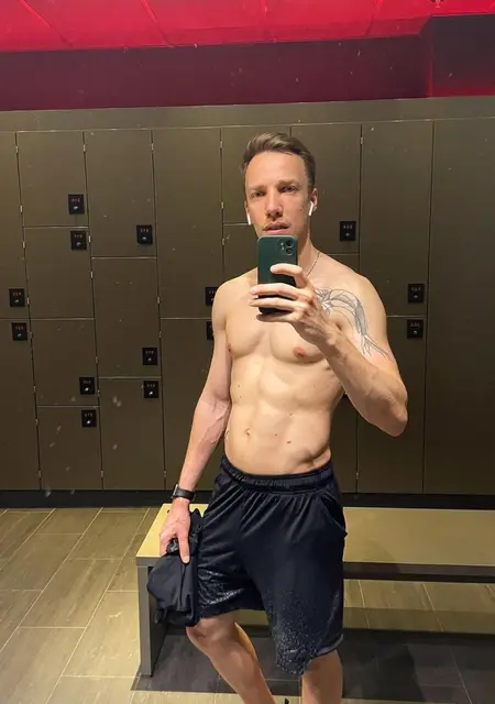 Алексей з Харкова, шукаю на сайті знайомства на одну ніч