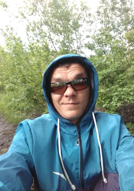 Дима из Дружковки, мне 33, познакомлюсь без обязательств