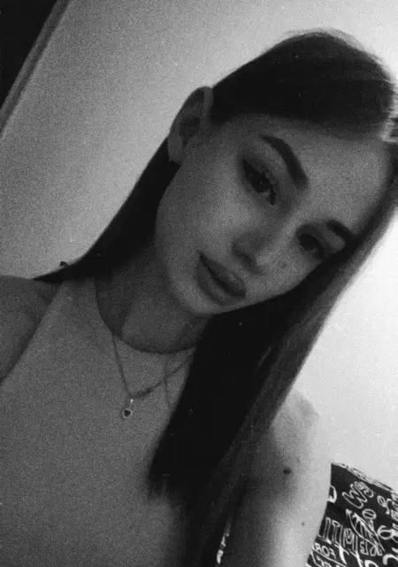 Я Камелия, 19 років, знайомлюсь для спілкування у Дніпрі