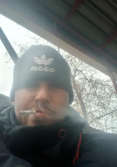 Я Safron, 35, из Макеевки, ищу знакомства без обязательств