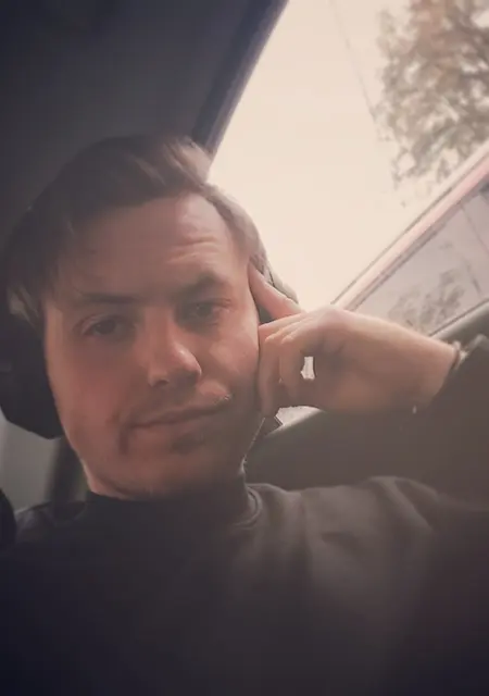 Я Артём, 32, из Осло, ищу знакомства без обязательств