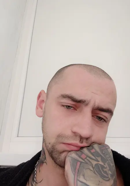 Я Сергей, 32 років, знайомлюсь для приємного проведення часу у Кривому Розі