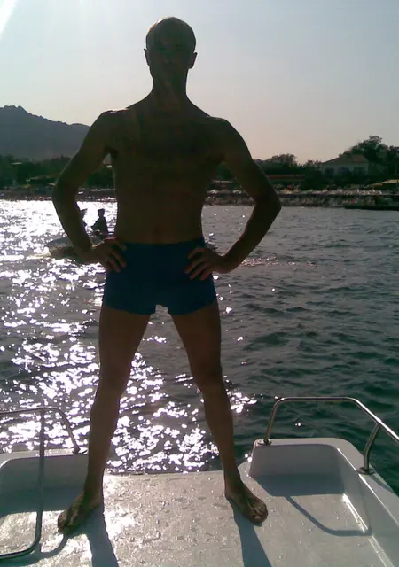 Валерий из Борисова, мне 51, познакомлюсь на одну ночь