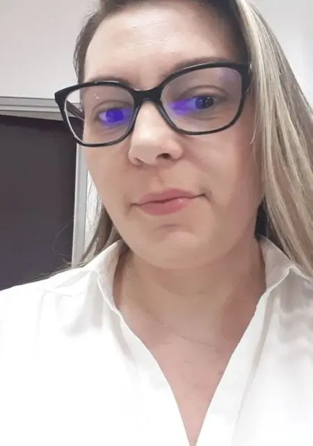 Я Karina, 34, знакомлюсь в Бухаресте