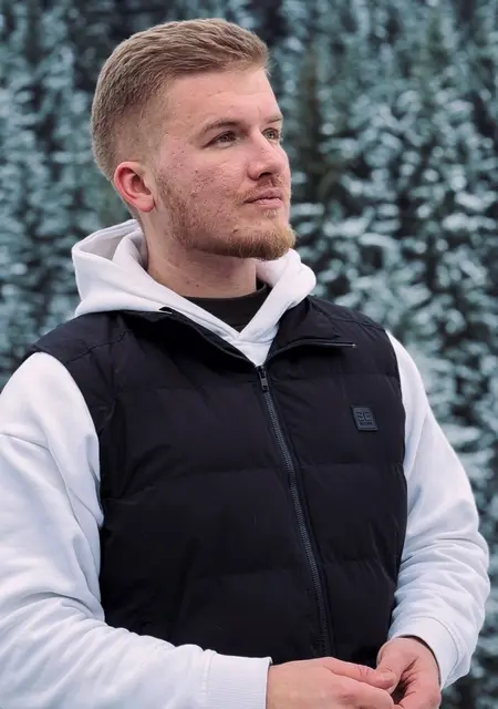 Рома из Киева, мне 31, познакомлюсь на одну ночь