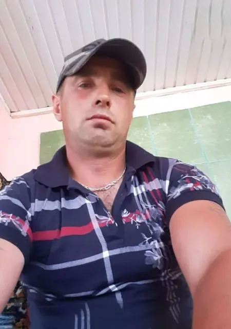 Я Nicu, 41, знакомлюсь в Бухаресте