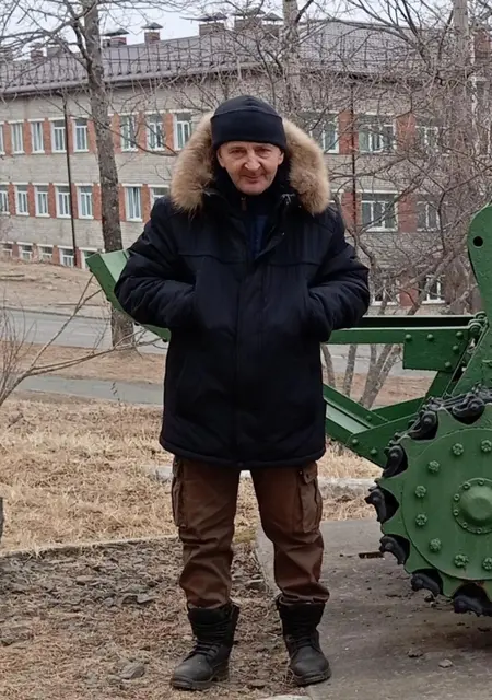 Виктор з Волновахи, мені 55 років, познайомлюсь для постійних стосунків