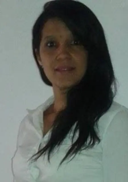 Я Elexiane, 44, знакомлюсь в Лиссабоне