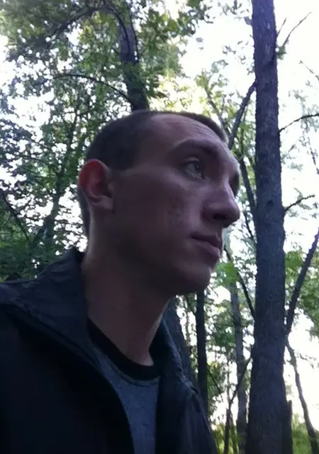 Андрей из Светловодска, мне 34, познакомлюсь для приятного времяпровождения