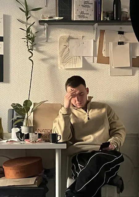 Я Денис, 21, знакомлюсь без обязательств в Харькове