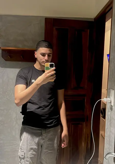 Я Samuel, 22, знакомлюсь на одну ночь в Рио-де-жанейро