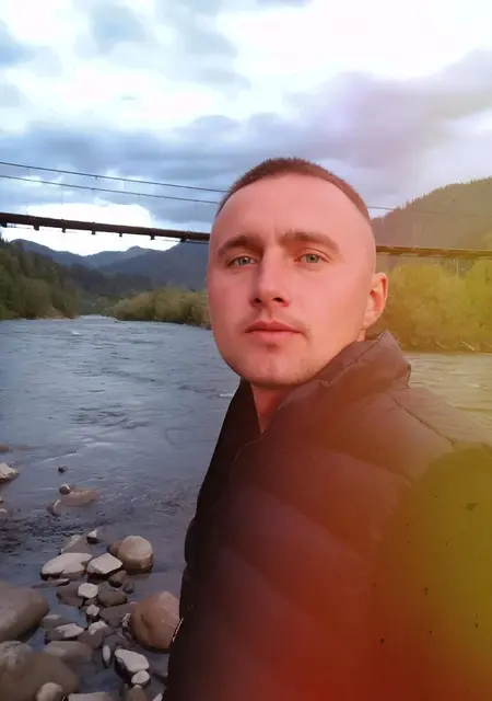 Я Назар, 28, из Верховины, ищу знакомства на одну ночь