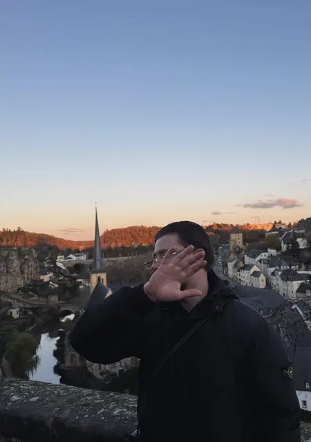 Я Leander, 21, знакомлюсь для приятного времяпровождения в Анталии