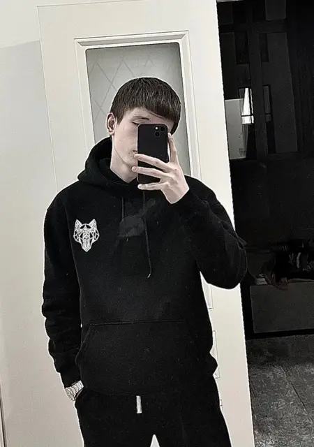 Soy Moderated, 28 años, conociéndome para lío de una noche en Blanes