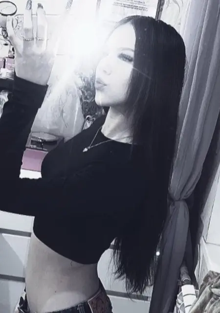 Красотка з Луганська, мені 24 років, познайомлюсь для спілкування