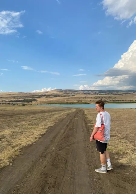 Я Влад, 26, из Тбилиси, ищу знакомство для постоянных отношений