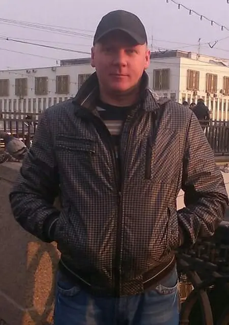 Sergei з Вараша, мені 48 років, познайомлюсь для вірт