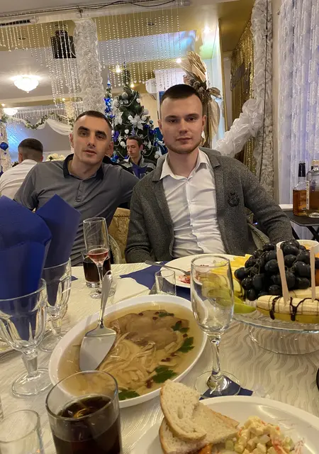 Влад з Покровське, мені 28 років, познайомлюсь на одну ніч