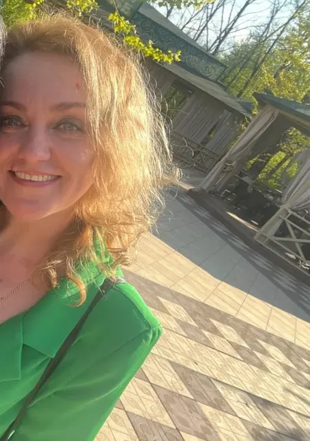 Ирина из Донецка, мне 48, познакомлюсь для общения