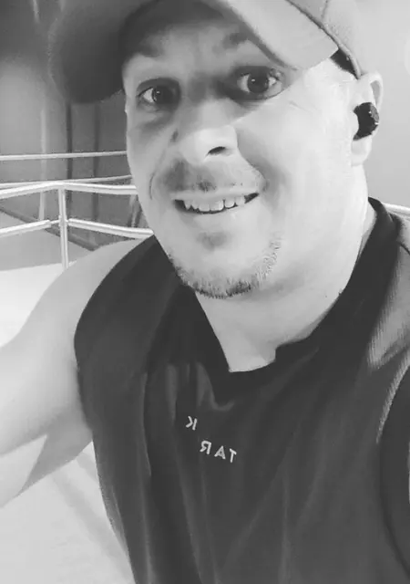 Juanlu de Madrid, tengo 43 años, listo para conocer