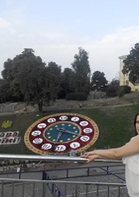 Я Анна, 42 років з Вінниці, шукаю знайомства без зобов'язань