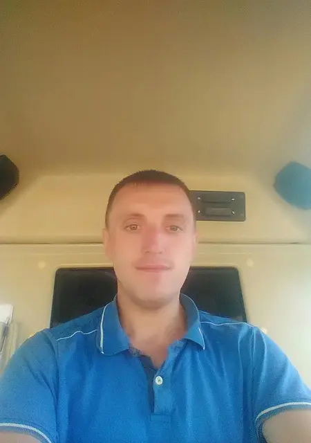 Виталик из Барановичей, ищу на сайте знакомства на одну ночь