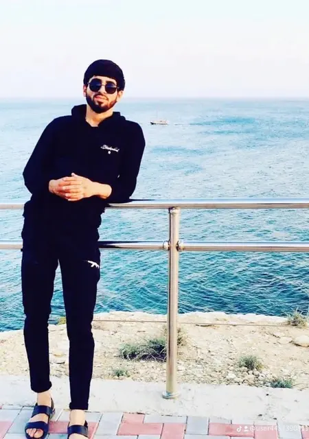 Я Эмиль, 28, из Атырау, ищу знакомство для постоянных отношений