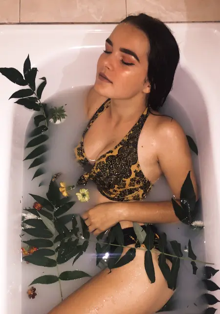 Я Тася, 41 років з Харкова, шукаю знайомство для приємного проведення часу