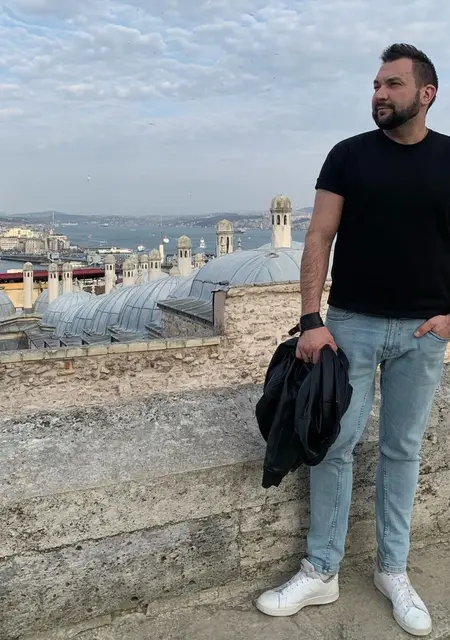 Владимир з Черкас, шукаю на сайті знайомства на одну ніч