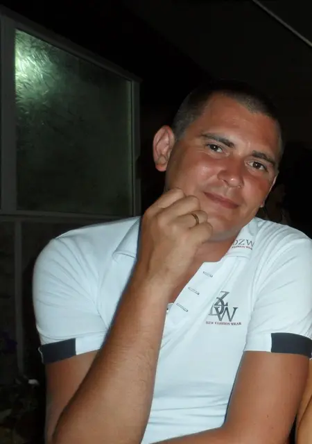 Я Дмитрий, 45 років з Дніпра, шукаю знайомство для постійних стосунків