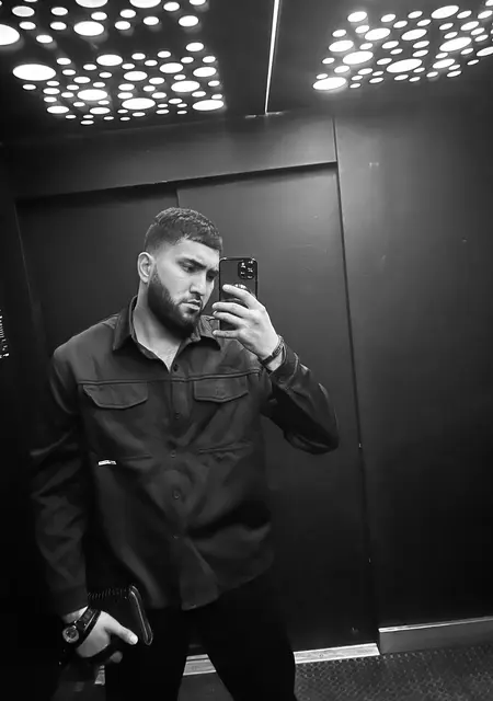 Moderated из Лилля, ищу на сайте знакомства на одну ночь