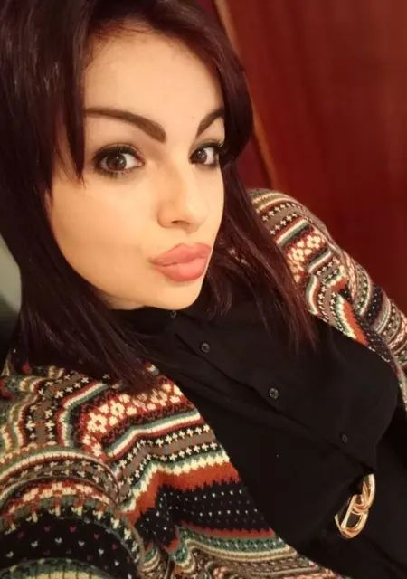 Я Milena, 20, знакомлюсь в Риме