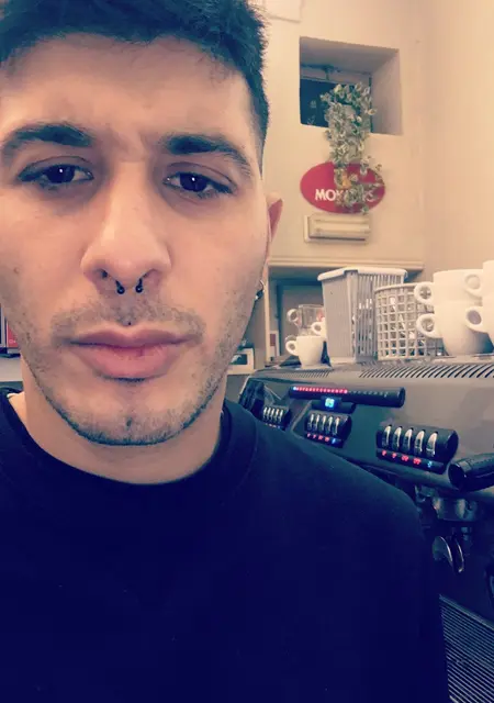 Francesco из Салуццо, мне 35, познакомлюсь без обязательств