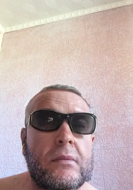 Александр из Усть-Каменогорска, ищу на сайте знакомства без обязательств